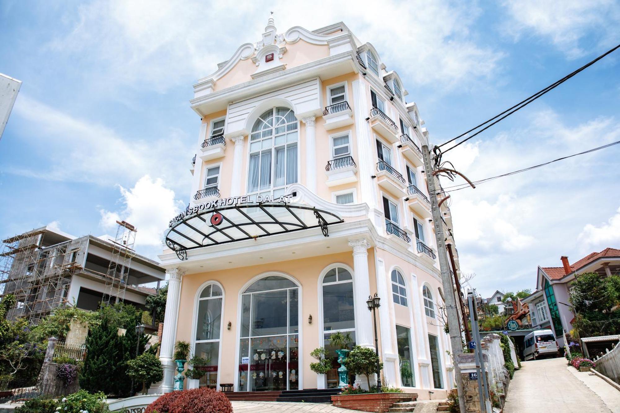 Hotel Saigon's Book 3*